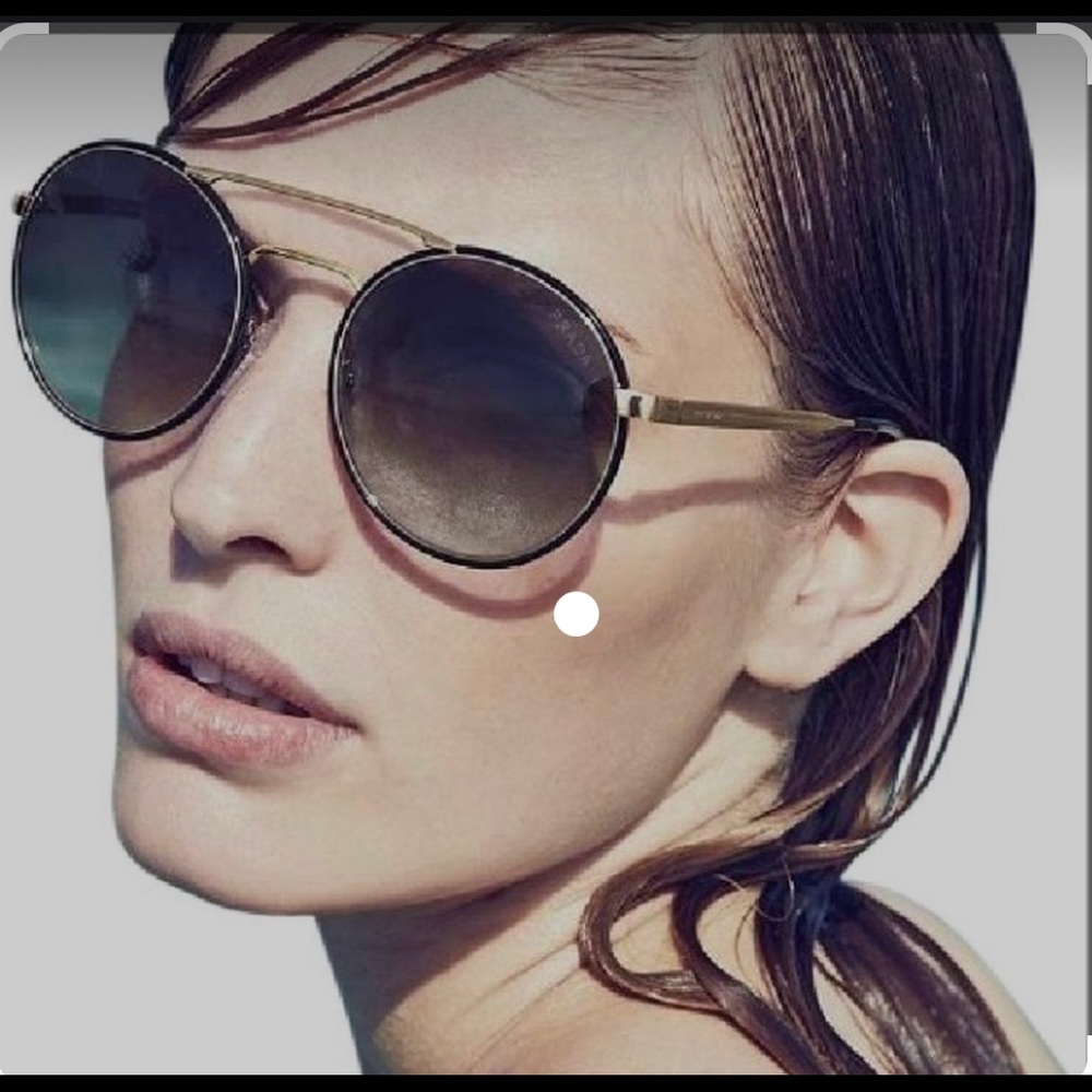 Prada shades - SPR51S